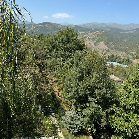 Verin Tun Dilijan Luaran gambar