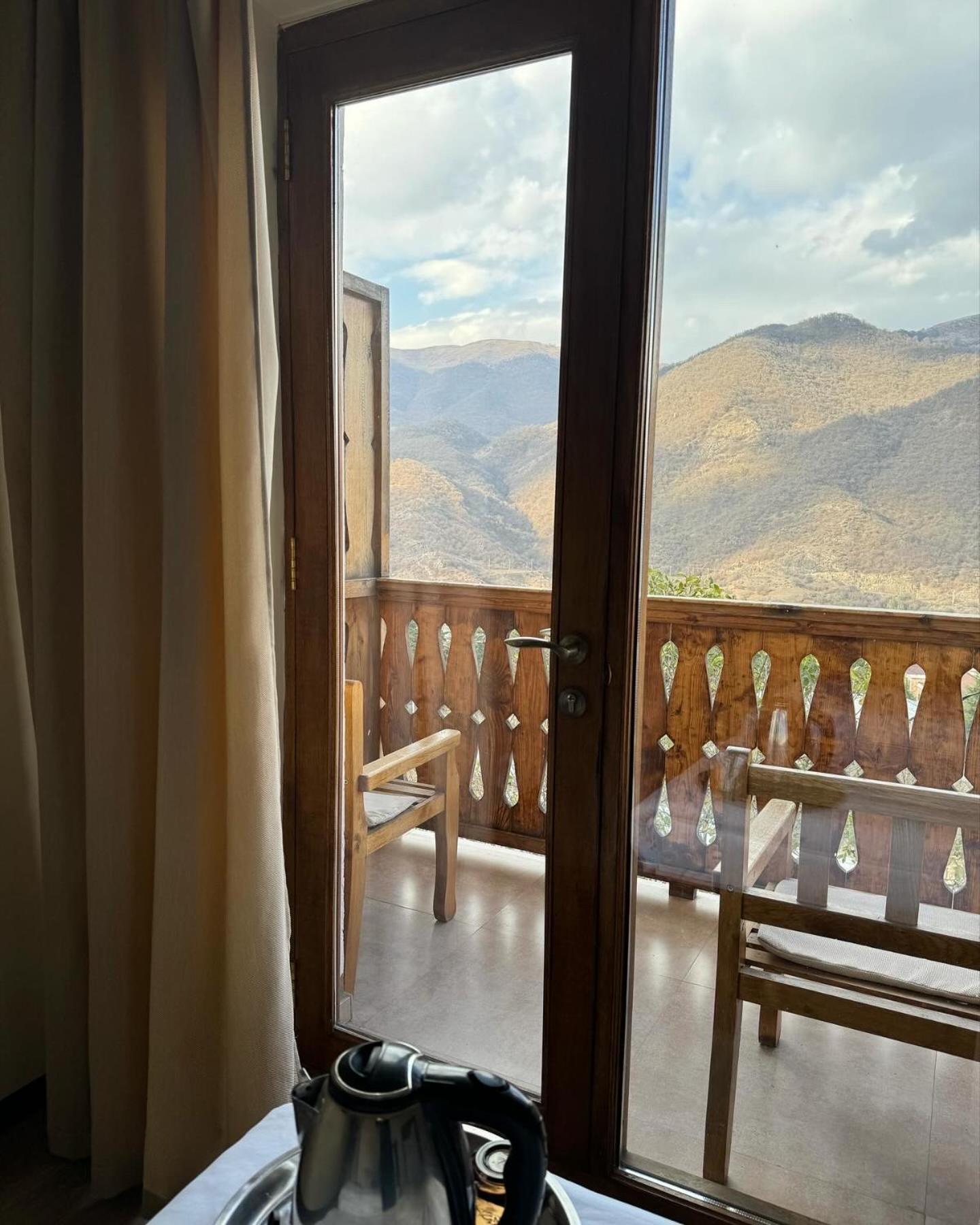 Verin Tun Dilijan Luaran gambar
