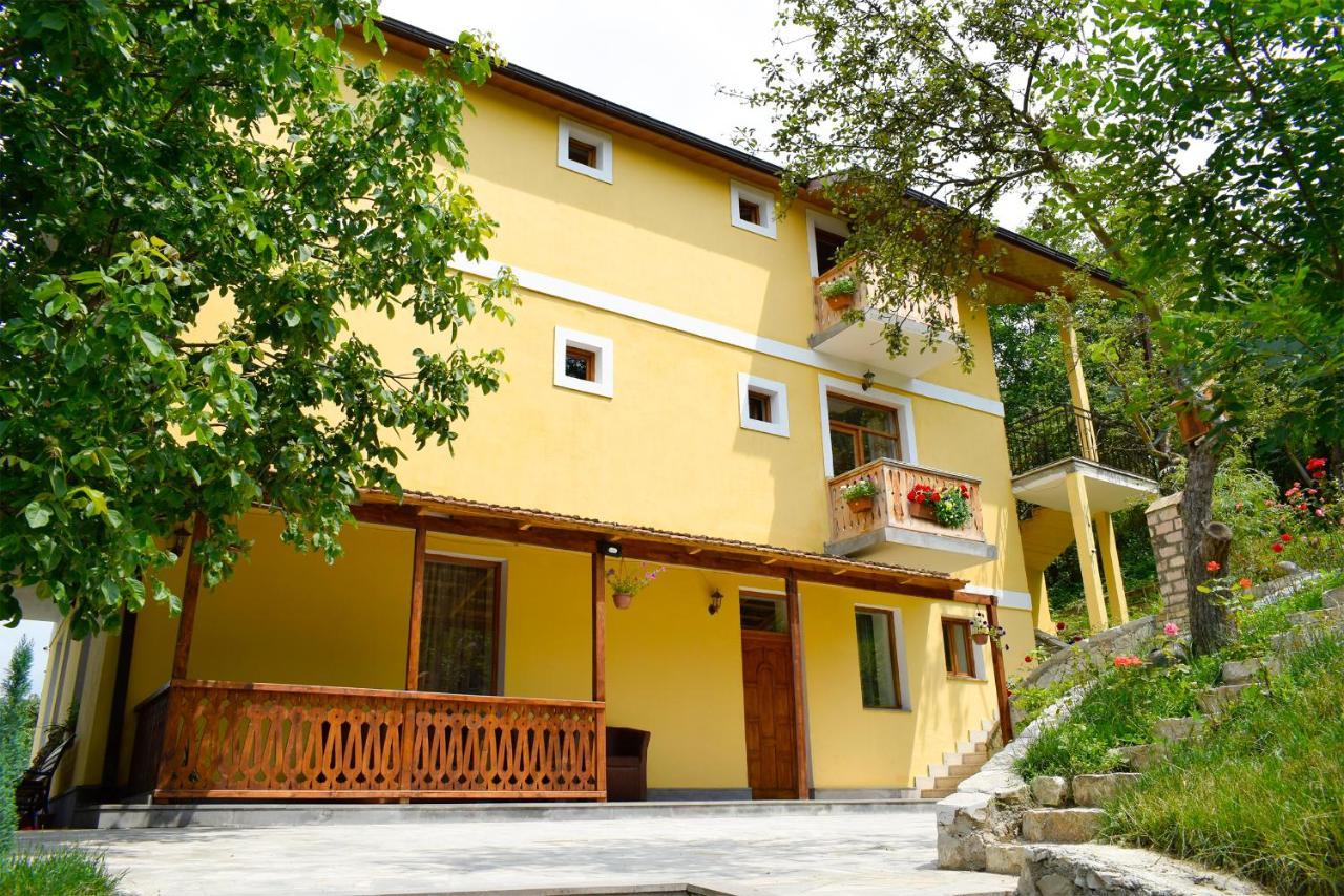 Verin Tun Dilijan Luaran gambar