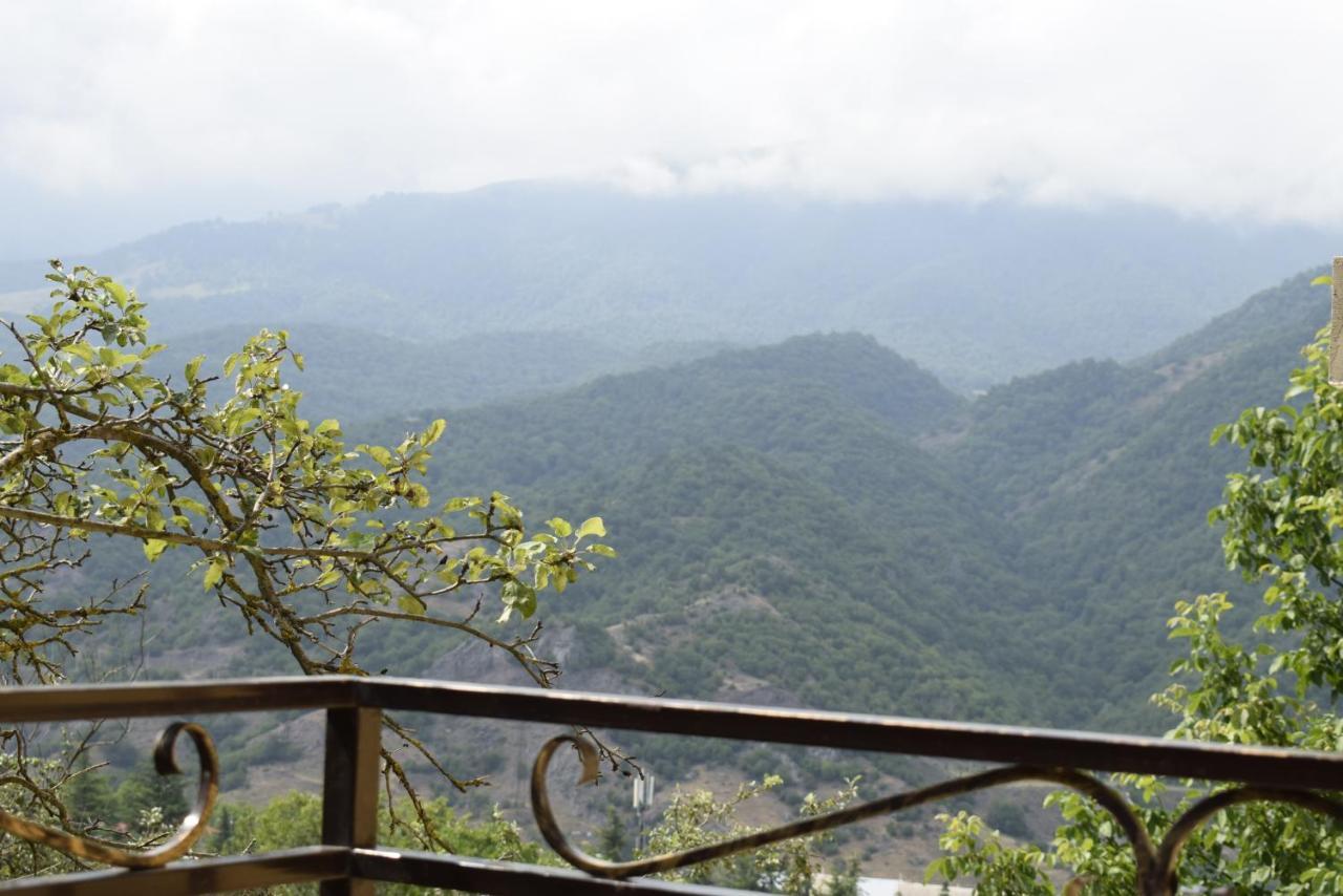 Verin Tun Dilijan Luaran gambar
